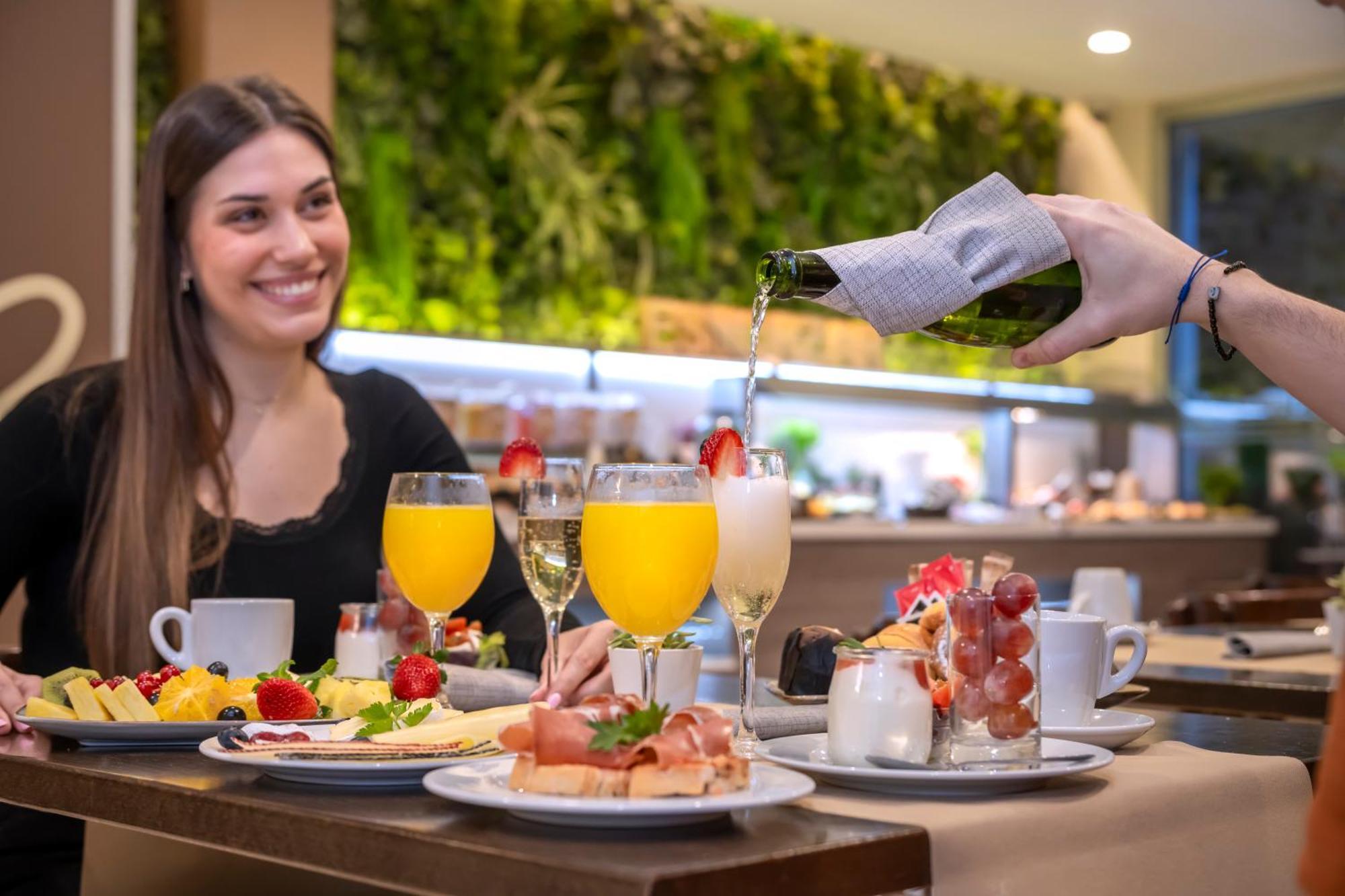 Serhs Carlit Boutique Hotel Barcelona Ngoại thất bức ảnh