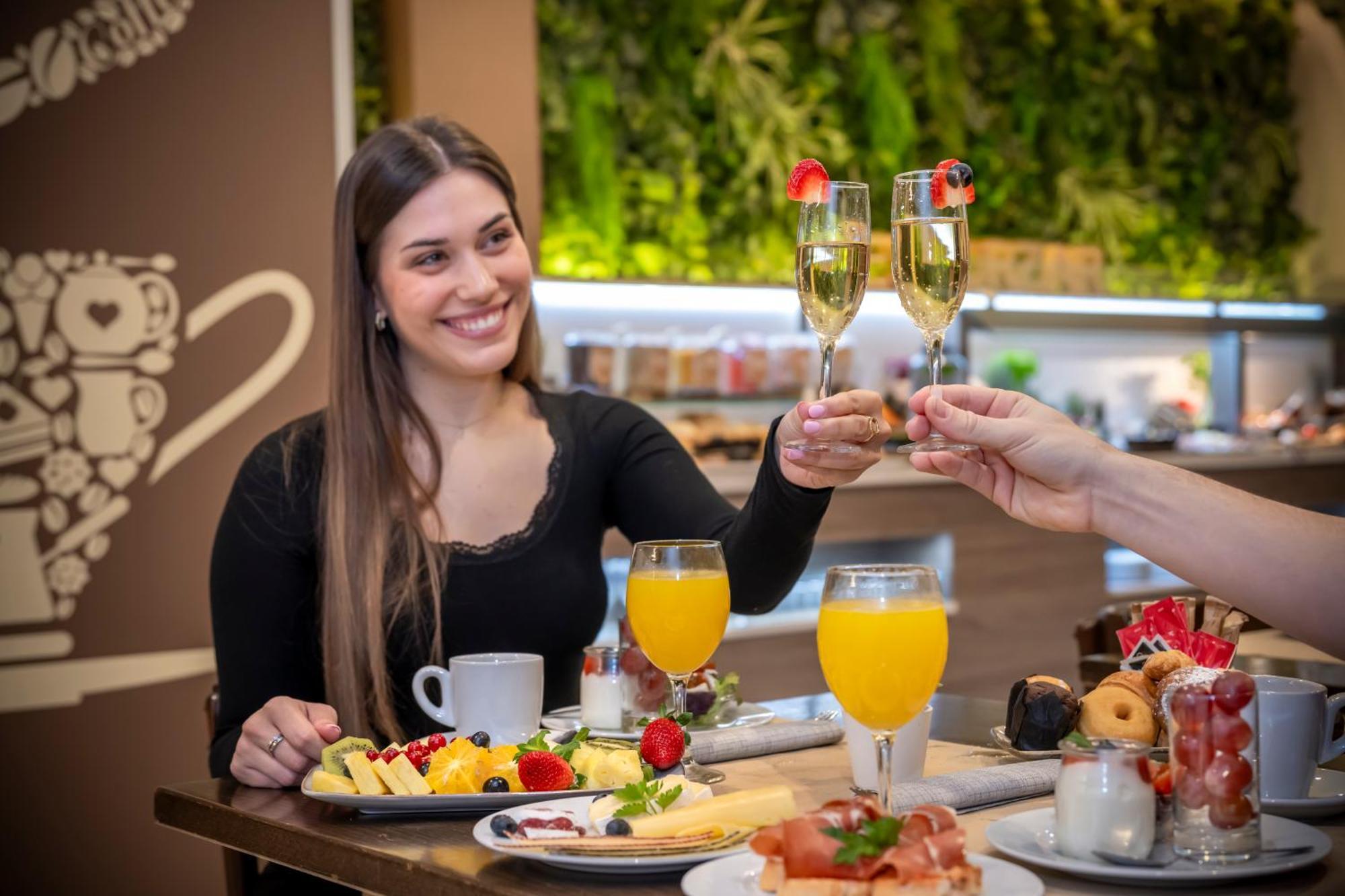 Serhs Carlit Boutique Hotel Barcelona Ngoại thất bức ảnh