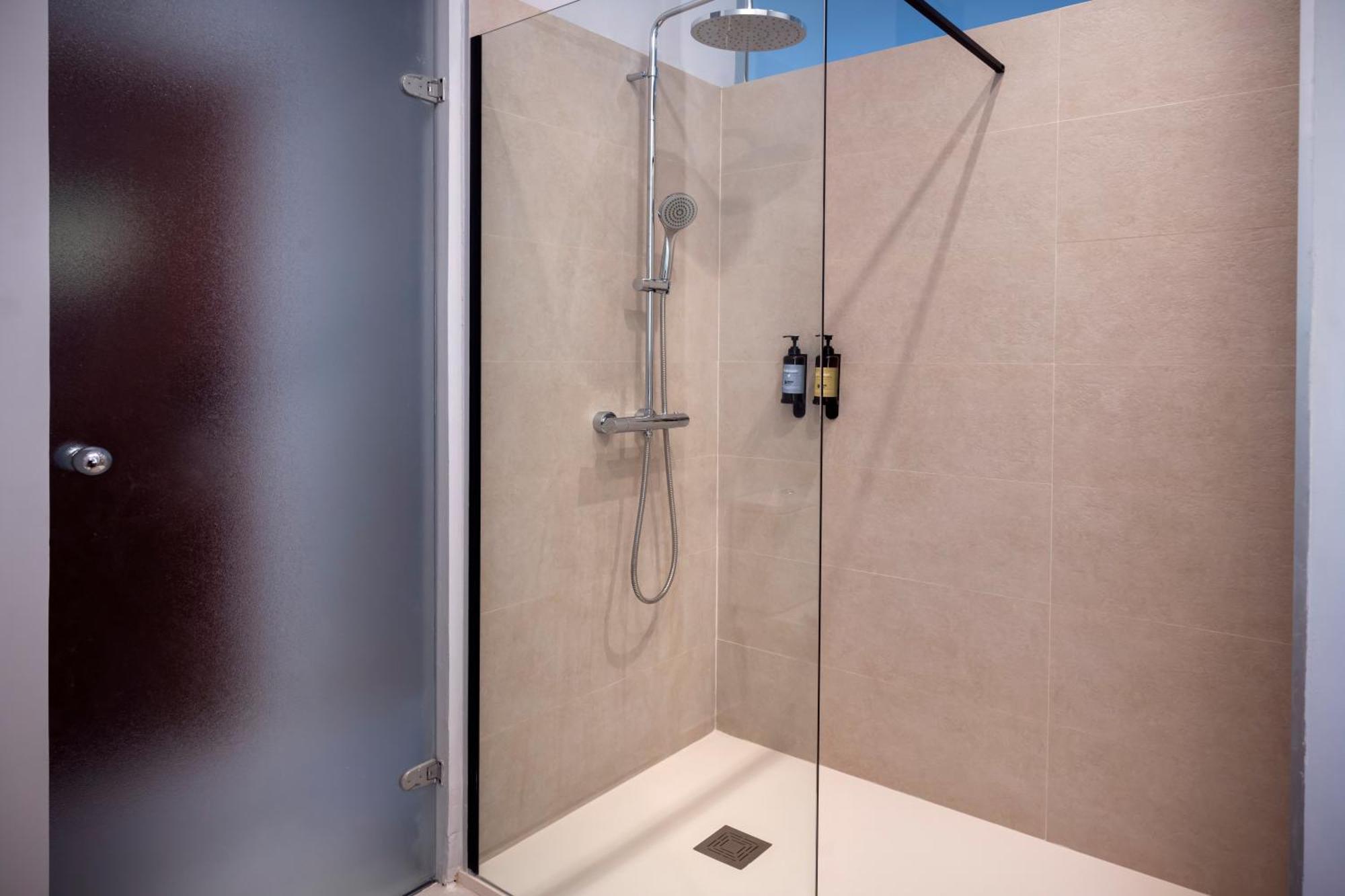 Serhs Carlit Boutique Hotel Barcelona Phòng bức ảnh