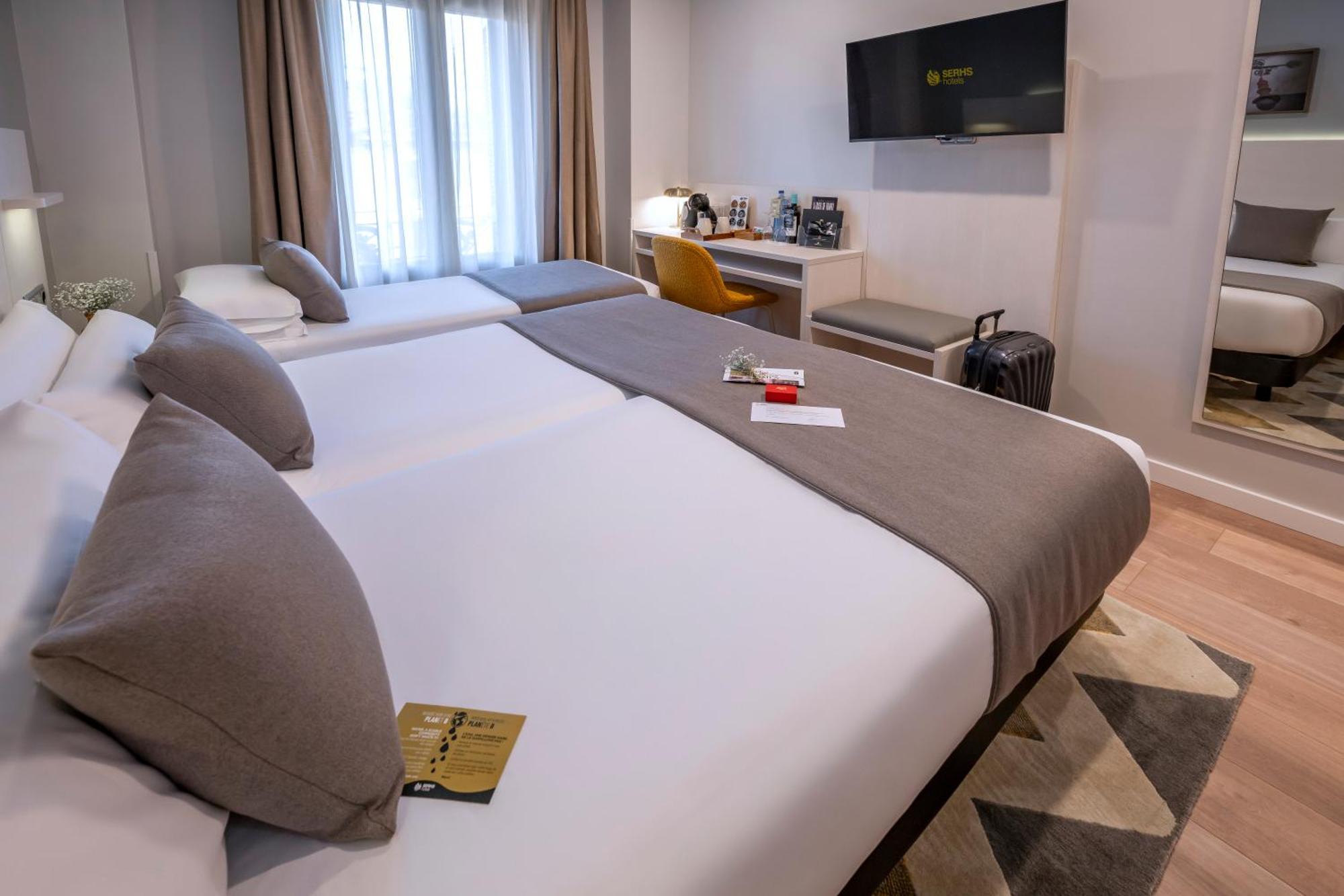 Serhs Carlit Boutique Hotel Barcelona Phòng bức ảnh