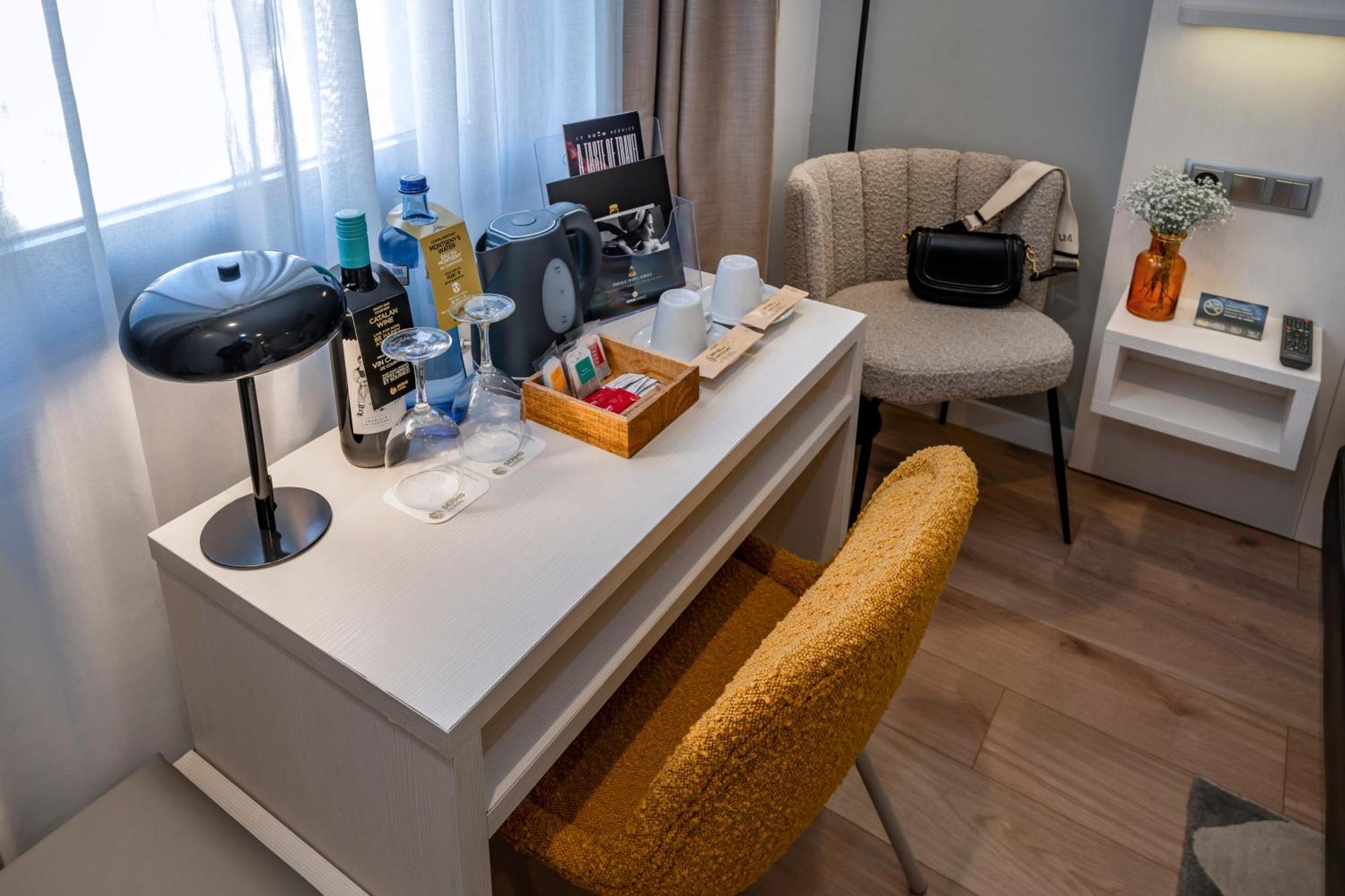 Serhs Carlit Boutique Hotel Barcelona Ngoại thất bức ảnh