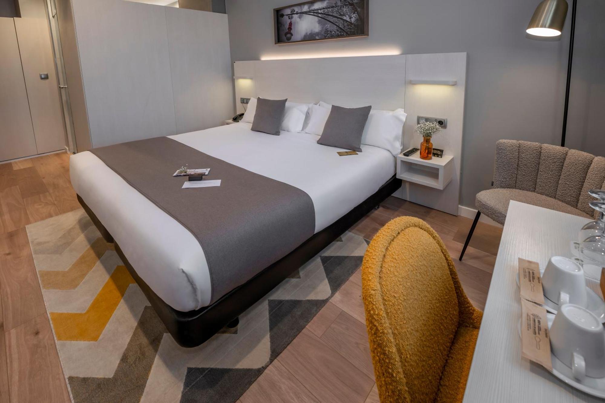 Serhs Carlit Boutique Hotel Barcelona Phòng bức ảnh