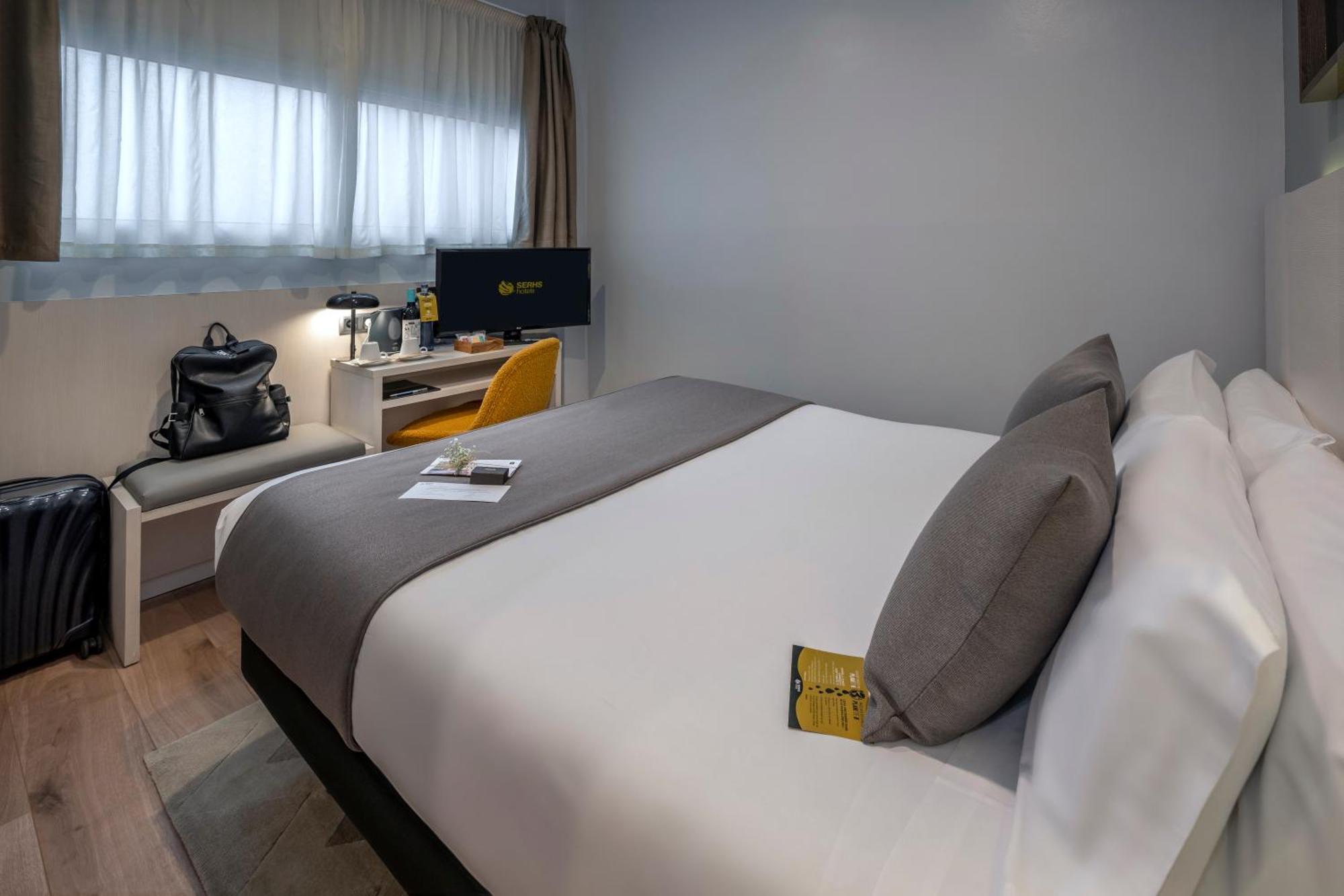 Serhs Carlit Boutique Hotel Barcelona Phòng bức ảnh